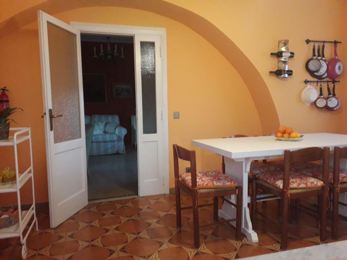 Alle Preci Country House Santa Restituta ภายนอก รูปภาพ