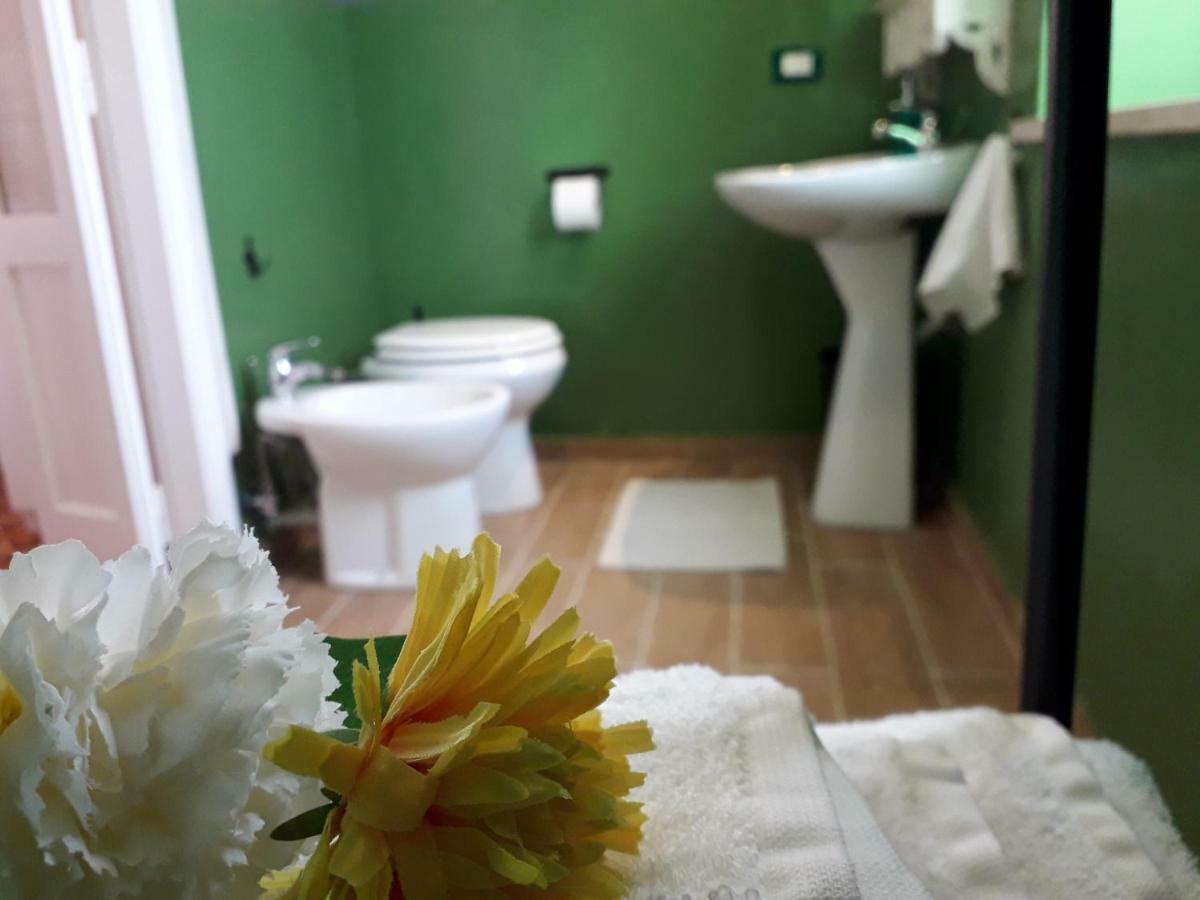 Alle Preci Country House Santa Restituta ภายนอก รูปภาพ