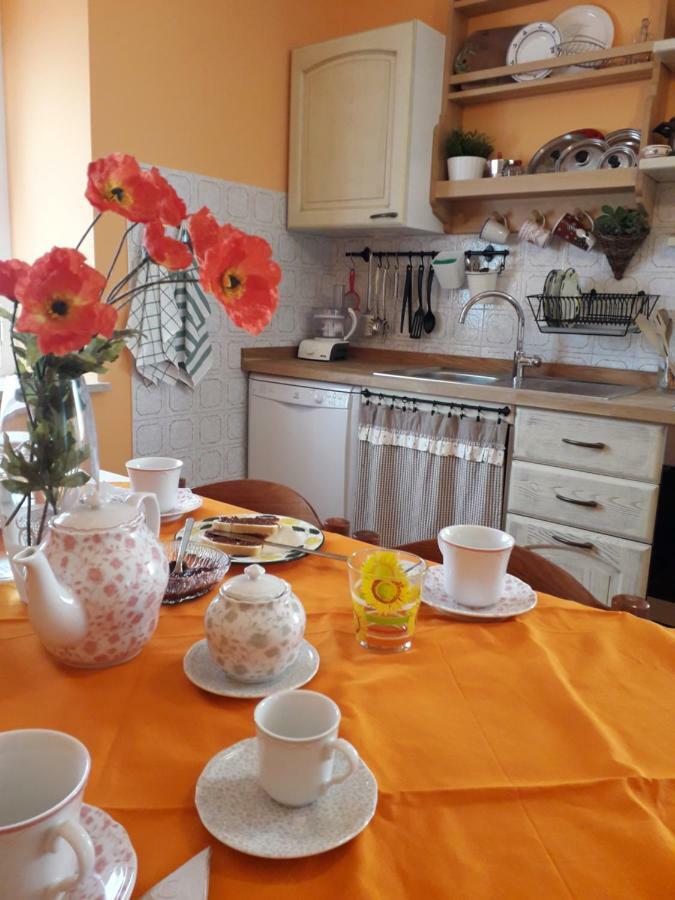 Alle Preci Country House Santa Restituta ภายนอก รูปภาพ